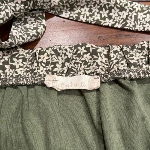 Altar'd State Skirt Ruffle bottom Tie Waist Olive and White Size Large - Picture 4 of 7